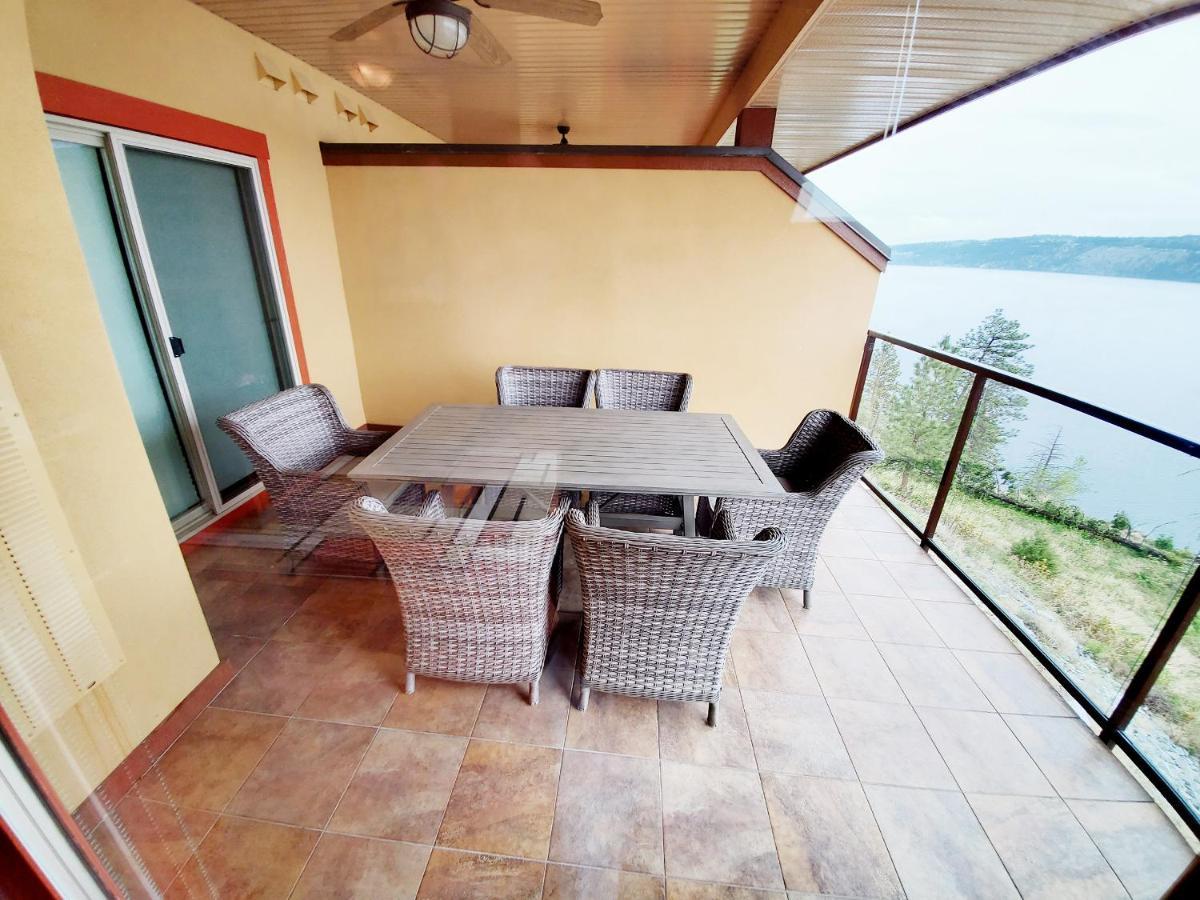 Cozystay Signature Lake Okanagan Resort Kelowna Ngoại thất bức ảnh