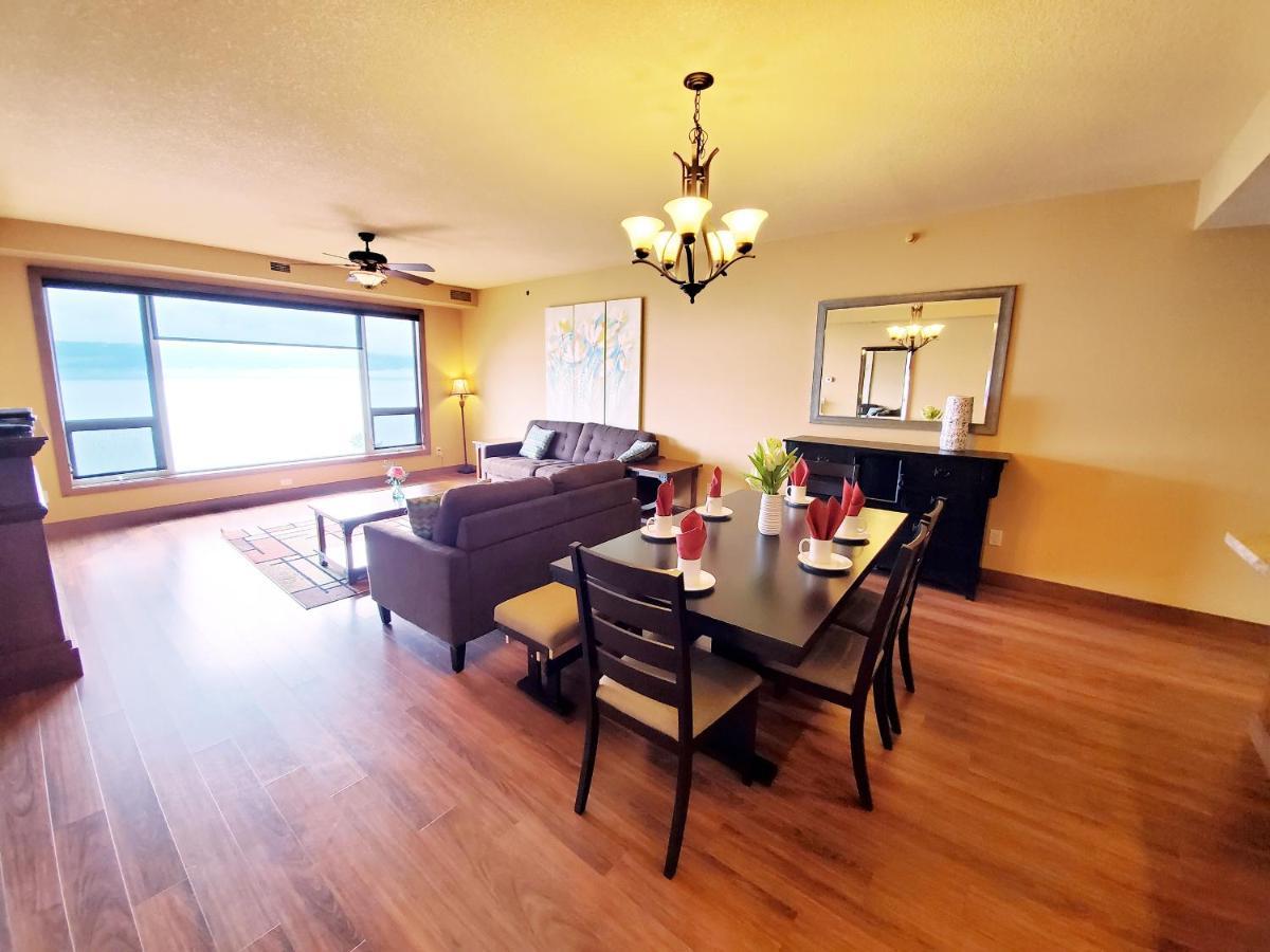 Cozystay Signature Lake Okanagan Resort Kelowna Ngoại thất bức ảnh