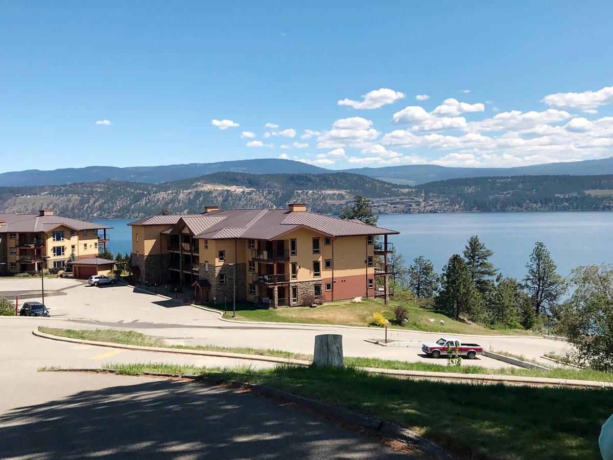 Cozystay Signature Lake Okanagan Resort Kelowna Ngoại thất bức ảnh