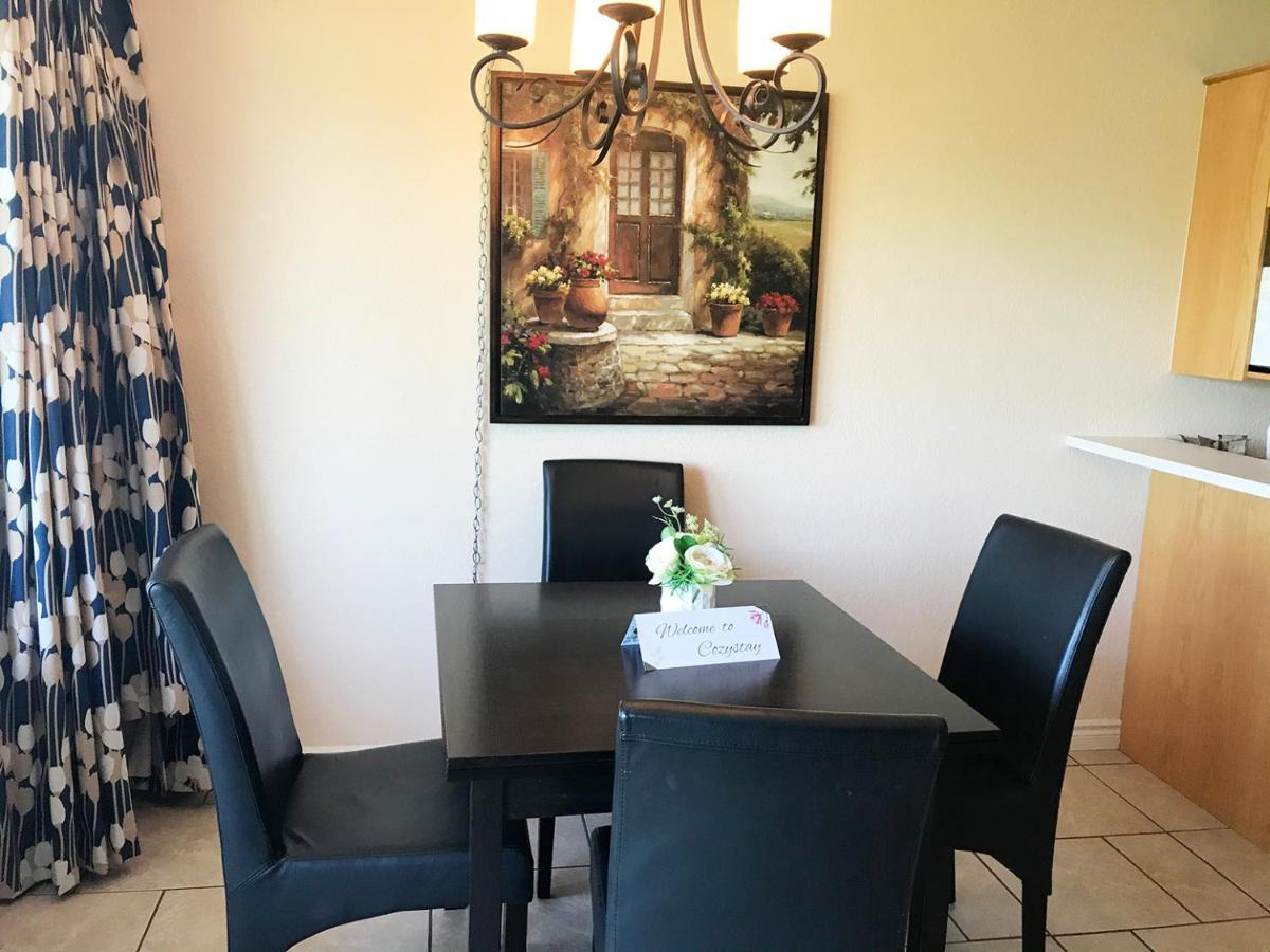 Cozystay Signature Lake Okanagan Resort Kelowna Ngoại thất bức ảnh