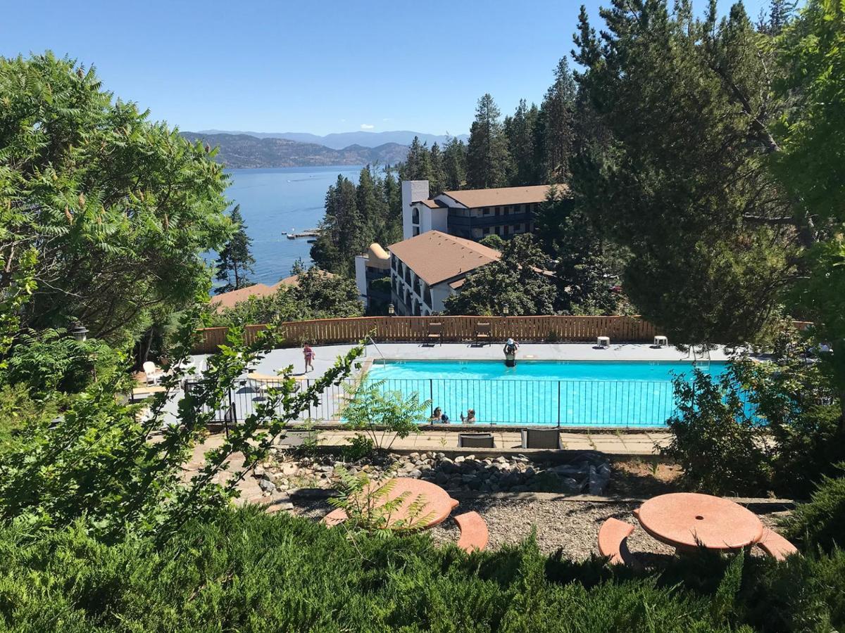 Cozystay Signature Lake Okanagan Resort Kelowna Ngoại thất bức ảnh