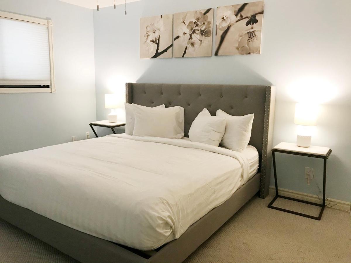 Cozystay Signature Lake Okanagan Resort Kelowna Ngoại thất bức ảnh