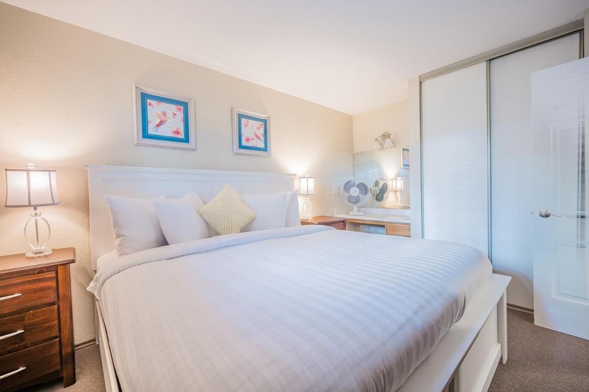 Cozystay Signature Lake Okanagan Resort Kelowna Ngoại thất bức ảnh