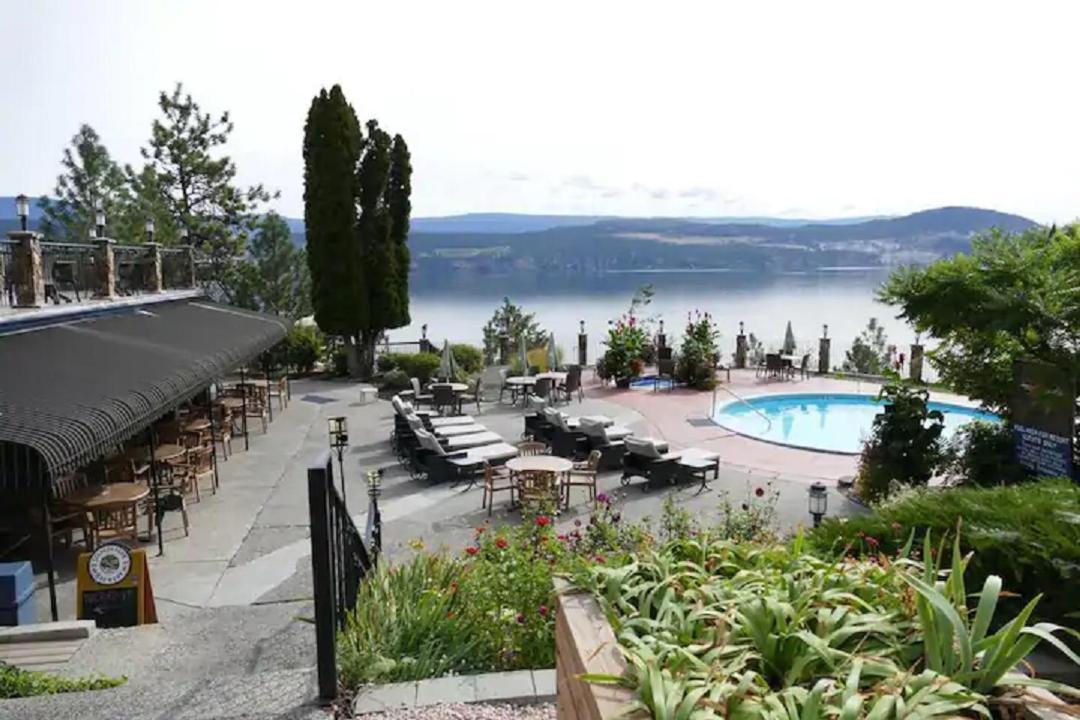 Cozystay Signature Lake Okanagan Resort Kelowna Ngoại thất bức ảnh