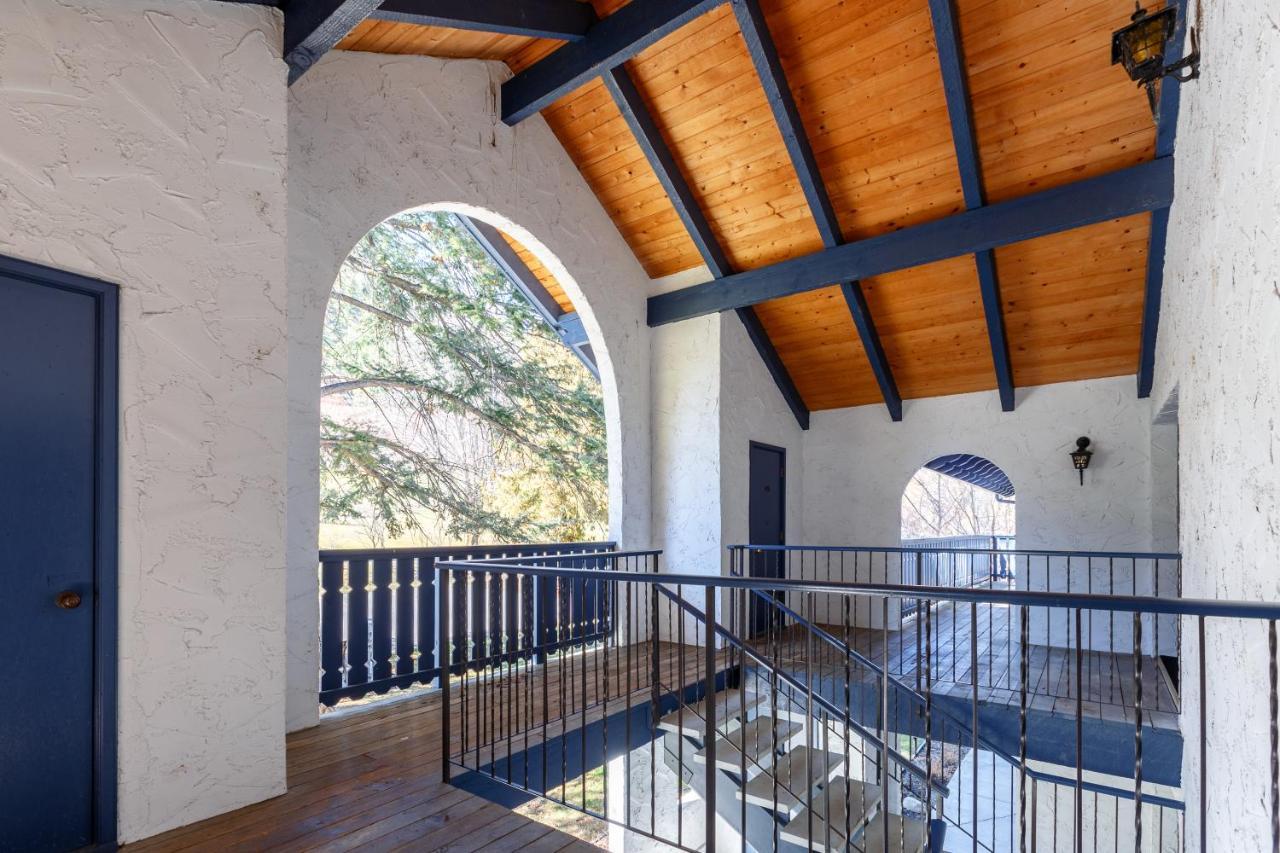 Cozystay Signature Lake Okanagan Resort Kelowna Ngoại thất bức ảnh